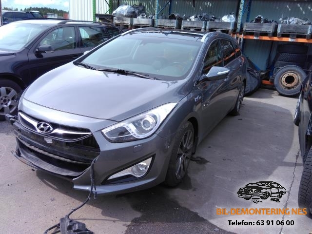 Hyundai i40 2012-2017 , Motorkode: D4FD, Girkassekode: 