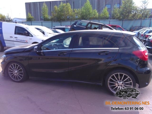 Mercedes A-Klasse 2012-2018 (W176) (W176), Motorkode: 270910, Girkassekode: 