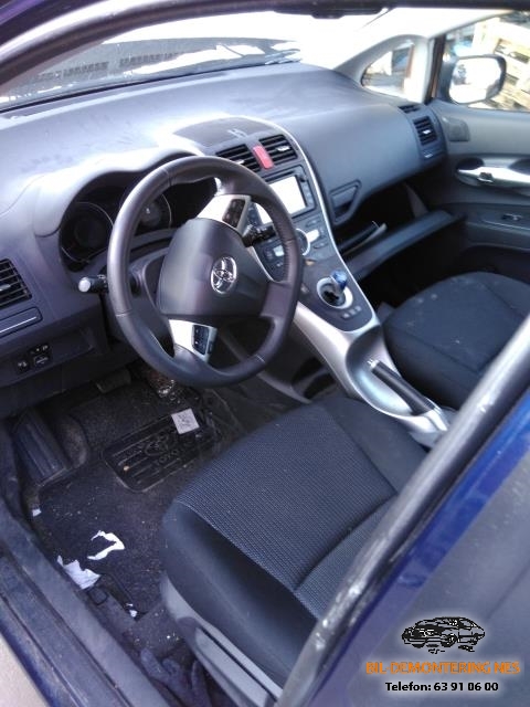 Toyota Auris 2010-2012 (Type I, Fase 2) , Motorkode: 2ZR-FXE, Girkassekode: 