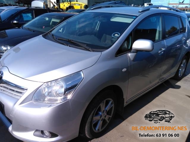 Toyota Verso 2009-2016 (Type III) , Motorkode: 1AD-FTV, Girkassekode: