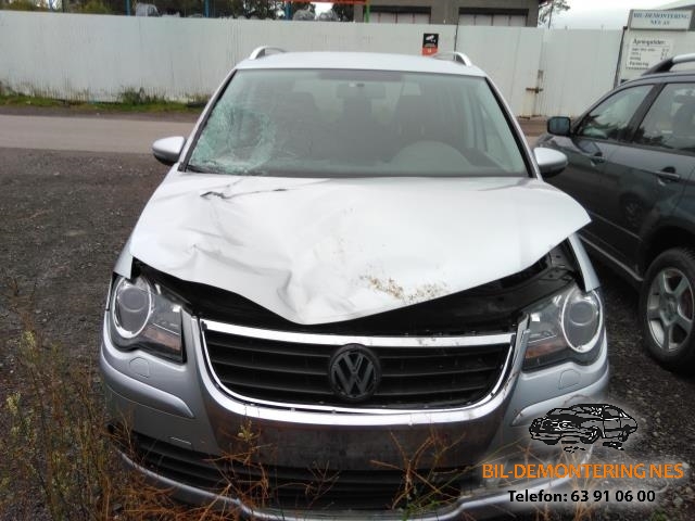 VW Touran 2007-2010 (Type I, Fase 2) , Motorkode: BLS, Girkassekode: KWD