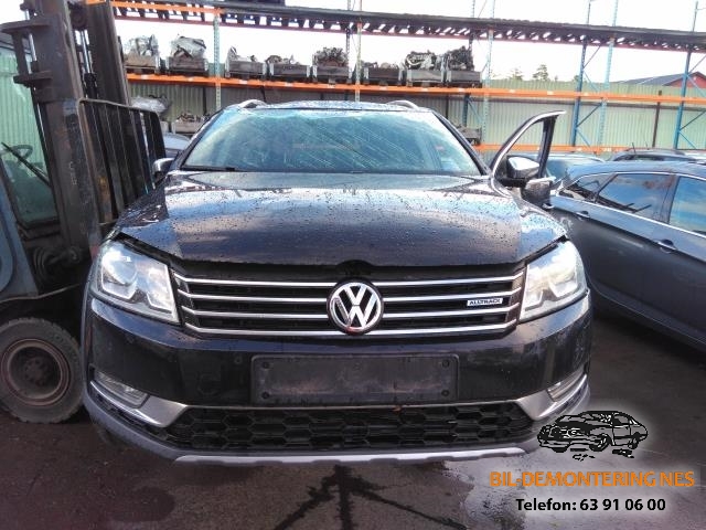 VW Passat 2011-2015 (B7) (B7), Motorkode: CFFB, Girkassekode: MKH