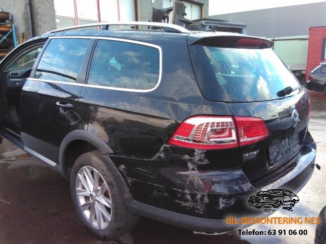VW Passat 2011-2015 (B7) (B7), Motorkode: CFFB, Girkassekode: MKH