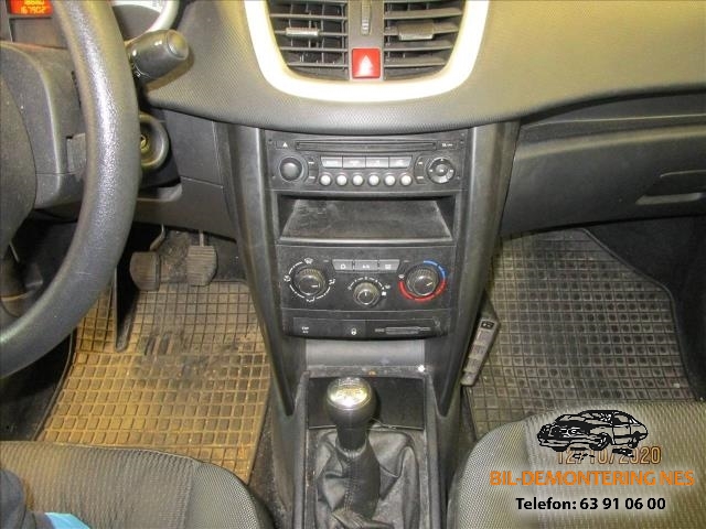 Peugeot 207 2006-2012 , Motorkode: 8HZ, Girkassekode: 