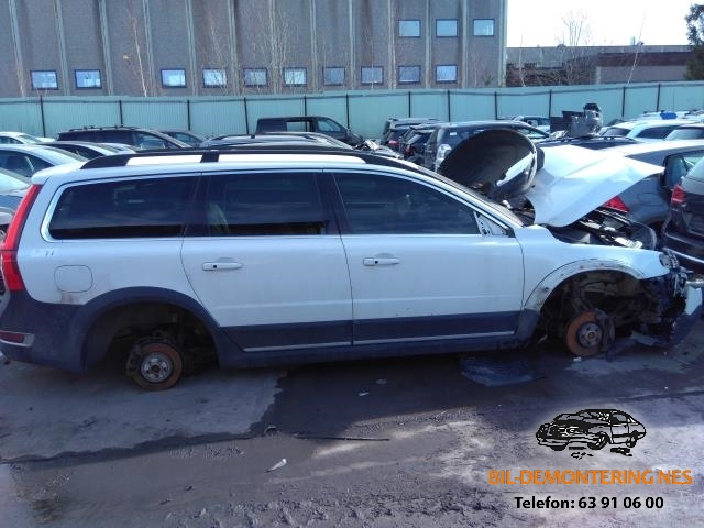 Volvo XC70 2008-2013 (Type II, Fase 1) , Motorkode: D5244T17, Girkassekode: 000000000011L3826838
