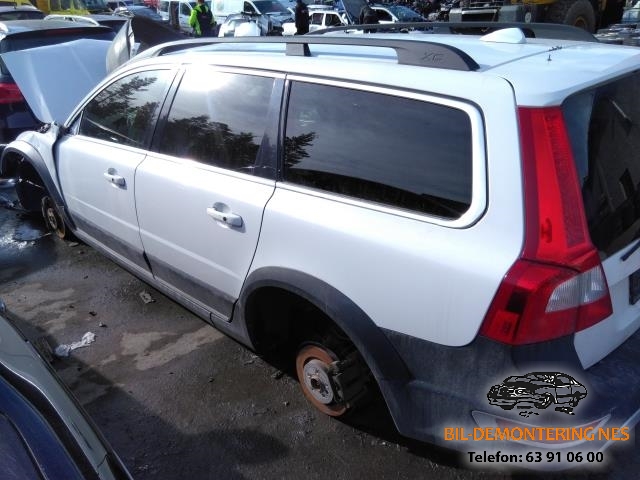 Volvo XC70 2008-2013 (Type II, Fase 1) , Motorkode: D5244T17, Girkassekode: 000000000011L3826838