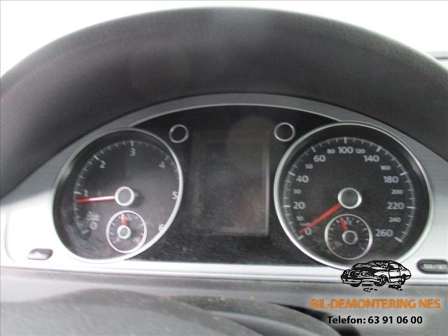 VW Passat 2011-2015 (B7) (B7), Motorkode: CFFB, Girkassekode: MKH