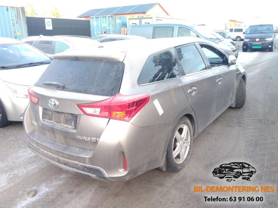 Toyota Auris 2013-2015 (Type II, Fase 1) , Motorkode: 2ZR-FXE, Girkassekode: 