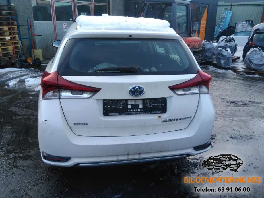 Toyota Auris 2013-2015 (Type II, Fase 1) , Motorkode: 2ZR-FXE, Girkassekode: 