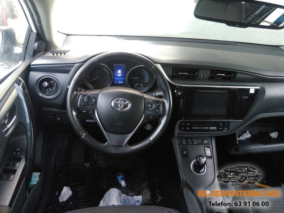Toyota Auris 2013-2015 (Type II, Fase 1) , Motorkode: 2ZR-FXE, Girkassekode: 