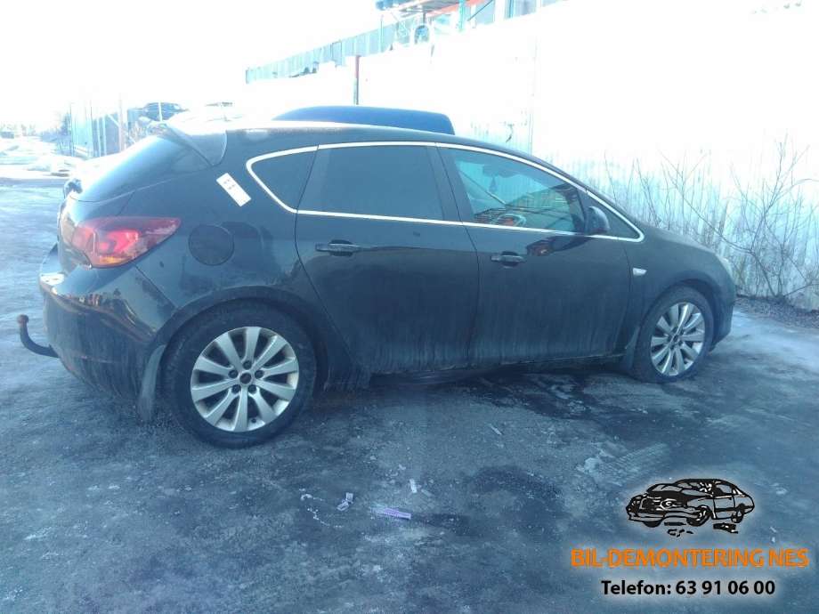 Opel Astra J 2010-2015 , Motorkode: A17DTJ, Girkassekode: 