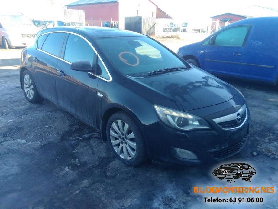 Opel Astra J 2010-2015 , Motorkode: A17DTJ, Girkassekode: 