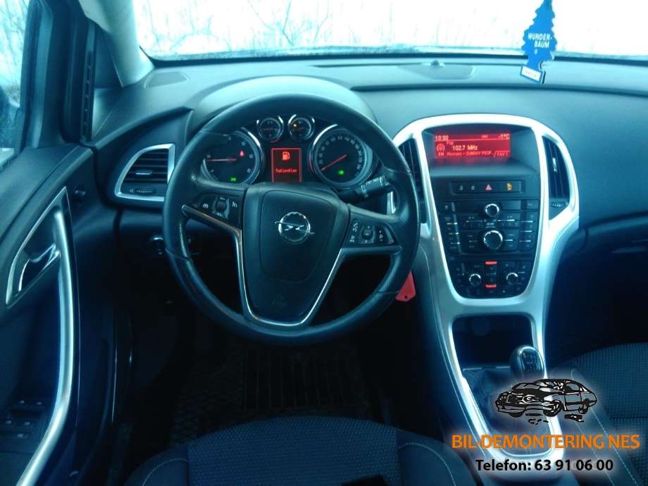 Opel Astra J 2010-2015 , Motorkode: A17DTJ, Girkassekode: 