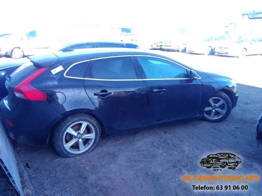 Volvo V40 2012-2019 , Motorkode: B4154T5, Girkassekode: 6-AUT 2WD / TF-71SC