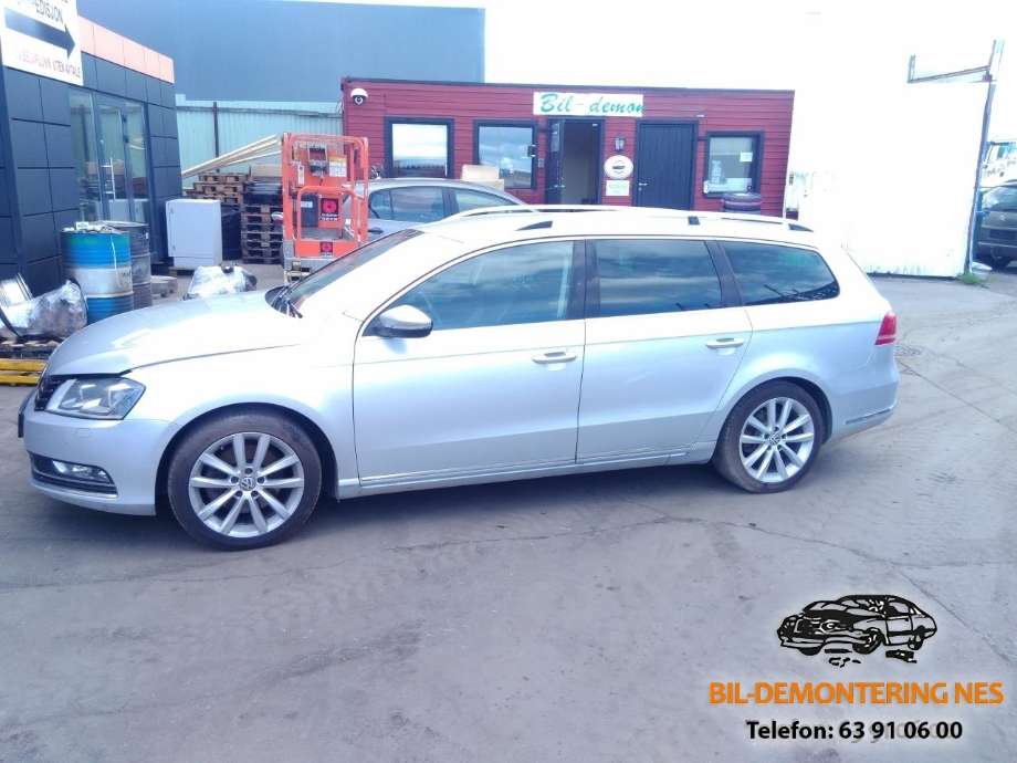 VW Passat 2011-2015 (B7) (B7), Motorkode: CFFB, Girkassekode: NFV