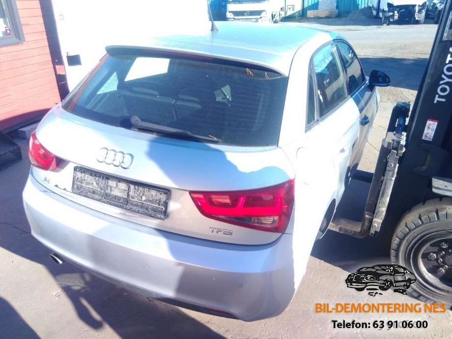 Audi A1 2010-2014 (Type I, Fase 1) , Motorkode: CBZA, Girkassekode: LGQ