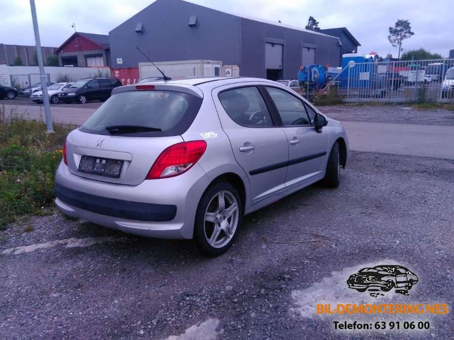 Peugeot 207 2006-2012 , Motorkode: 8HZ, Girkassekode: 2222XA