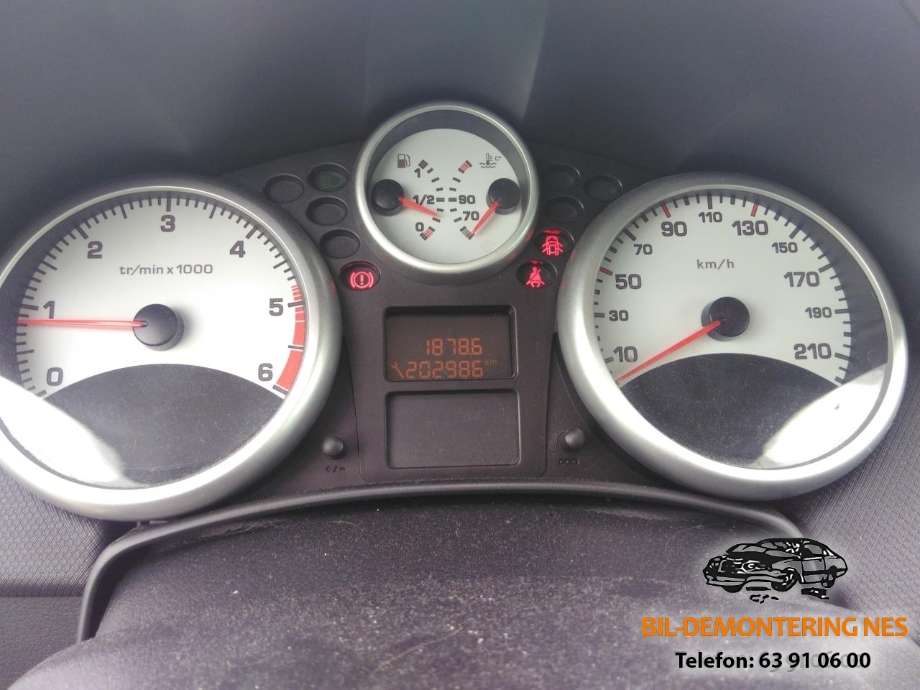 Peugeot 207 2006-2012 , Motorkode: 8HZ, Girkassekode: 2222XA