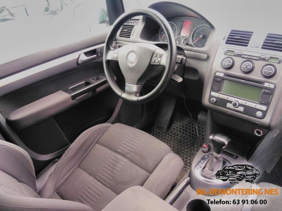 VW Touran 2007-2010 (Type I, Fase 2) , Motorkode: BLS, Girkassekode: LKF