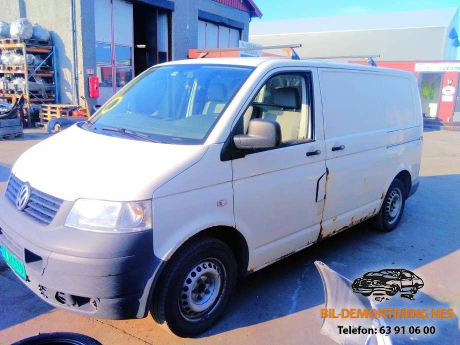 VW Transporter / Caravelle 2003-2009 (Fase 1) (T5) (T5), Motorkode: BRS, Girkassekode: JQT