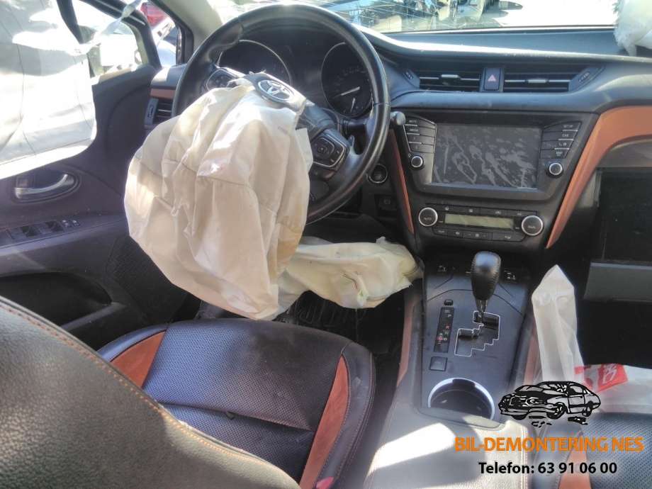 Toyota Avensis 2015-2019 (Type III, Fase 2) , Motorkode: 2ZR-FAE, Girkassekode: 