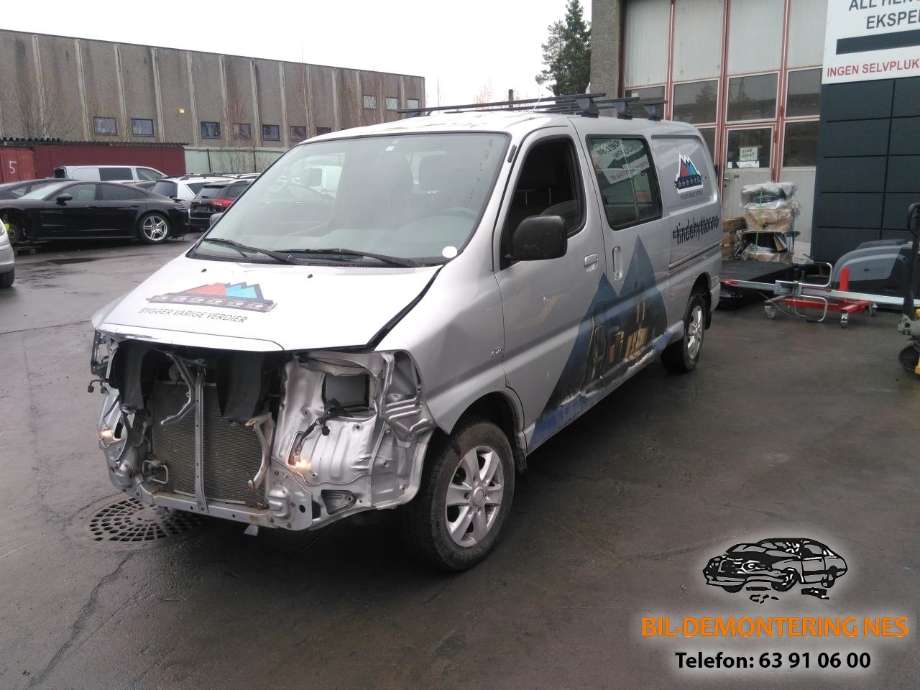 Toyota Hiace 2007-2012 (Fase 3) , Motorkode: 2KD-FTV, Girkassekode: 