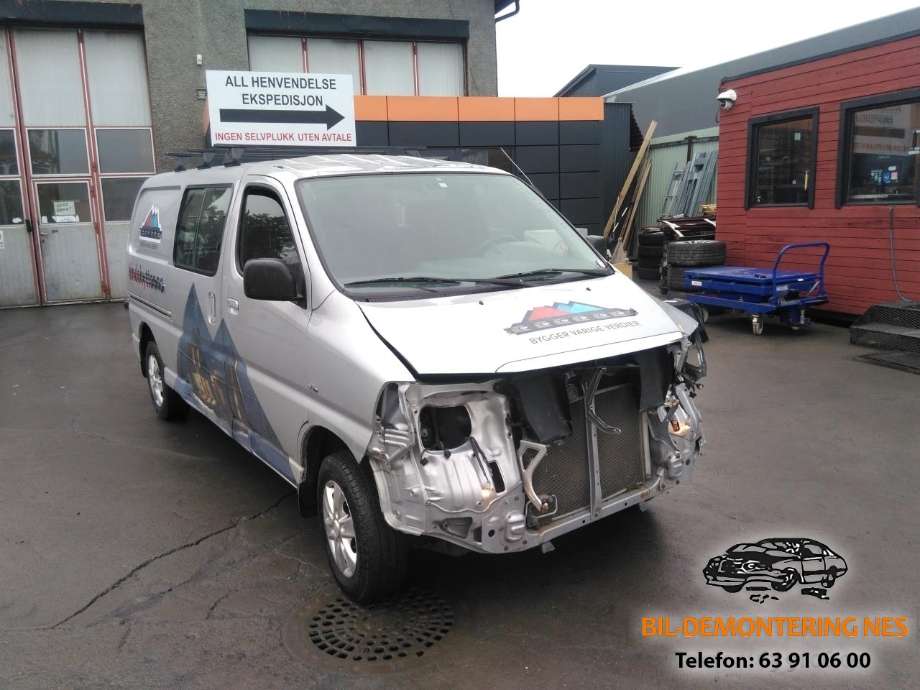 Toyota Hiace 2007-2012 (Fase 3) , Motorkode: 2KD-FTV, Girkassekode: 
