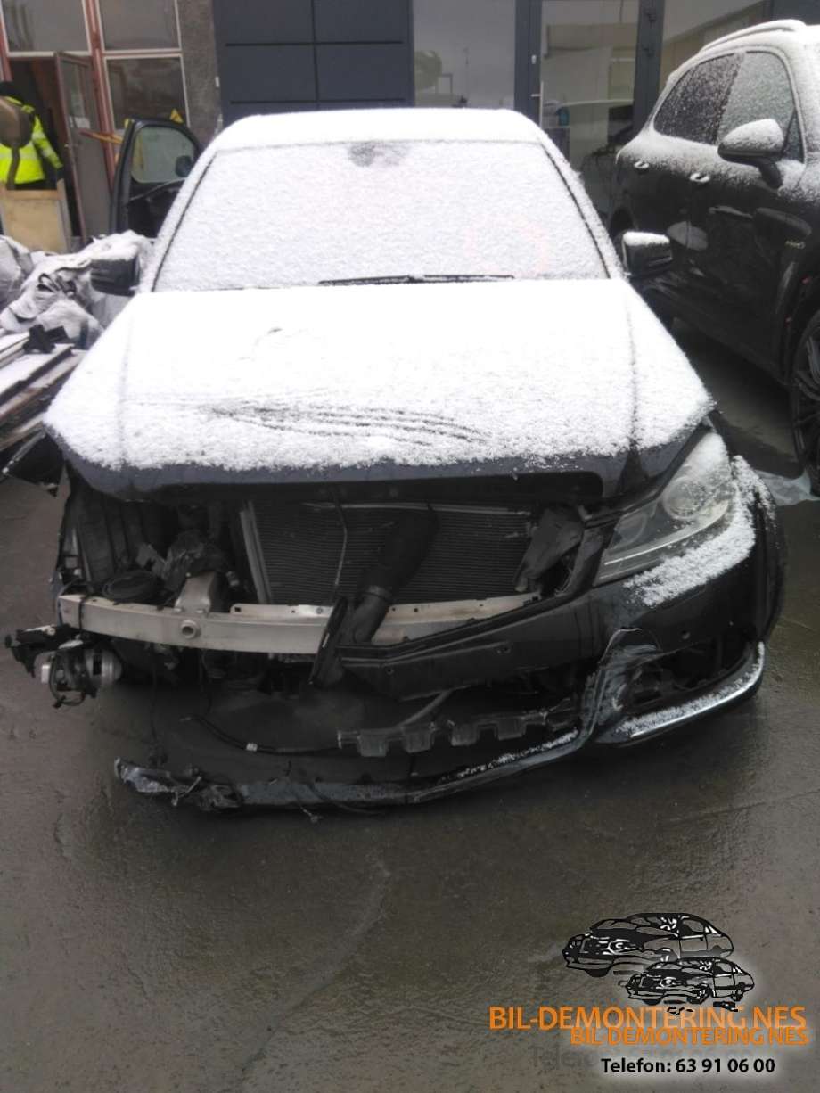 Mercedes C-Klasse, 2011-2014 (W204, Fase 2) (W204) delebil , Motorkode: 274.910