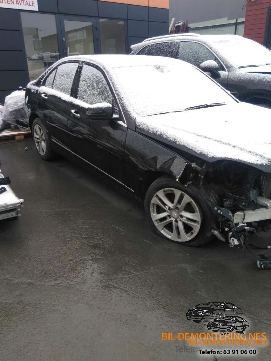 Mercedes C-Klasse 2011-2014 (Fase 2) (W204) delebil , Motorkode: 274.910, Girkassekode: 