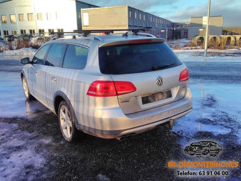 VW Passat 2011-2015 (B7) (B7), Motorkode: CFFB, Girkassekode: MKH
