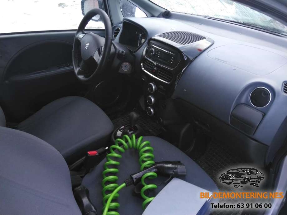 Peugeot iOn 2011-2020 , Motorkode: Y4F1, Girkassekode: 