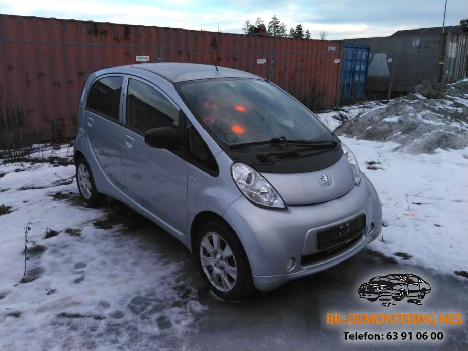 Peugeot iOn 2011-2020 , Motorkode: Y4F1, Girkassekode: 