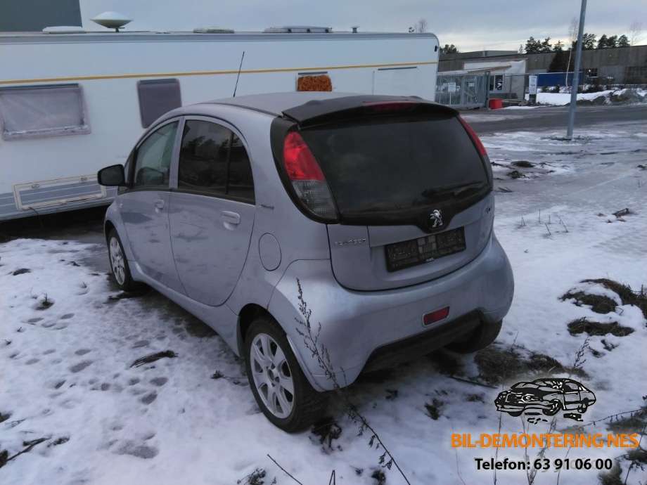 Peugeot iOn 2011-2020 , Motorkode: Y4F1, Girkassekode: 
