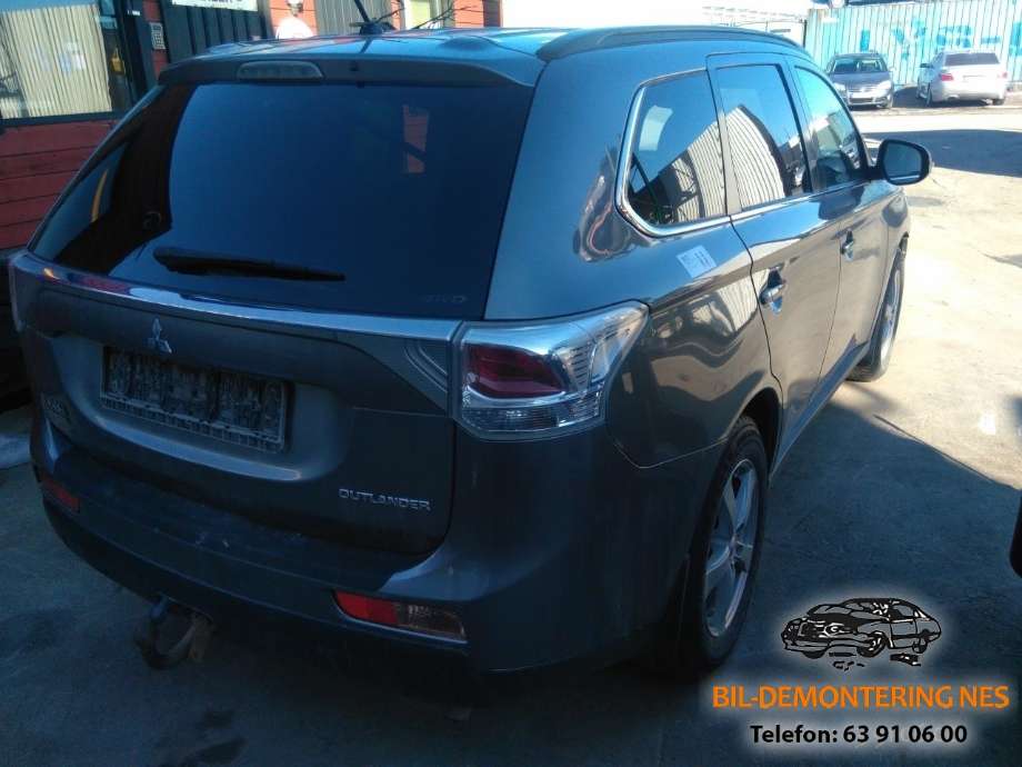 Mitsubishi Outlander 2012-2015 (Type III, Fase 1) , Motorkode: 4J11, Girkassekode: 
