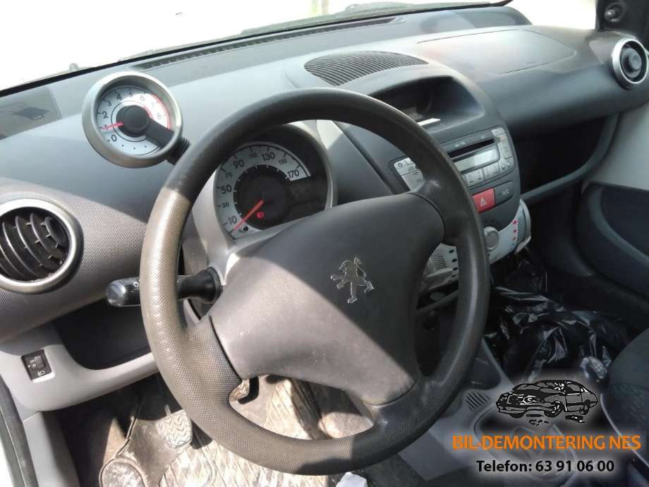 Peugeot 107 2006-2014 , Motorkode: 1KR-FE, Girkassekode: 