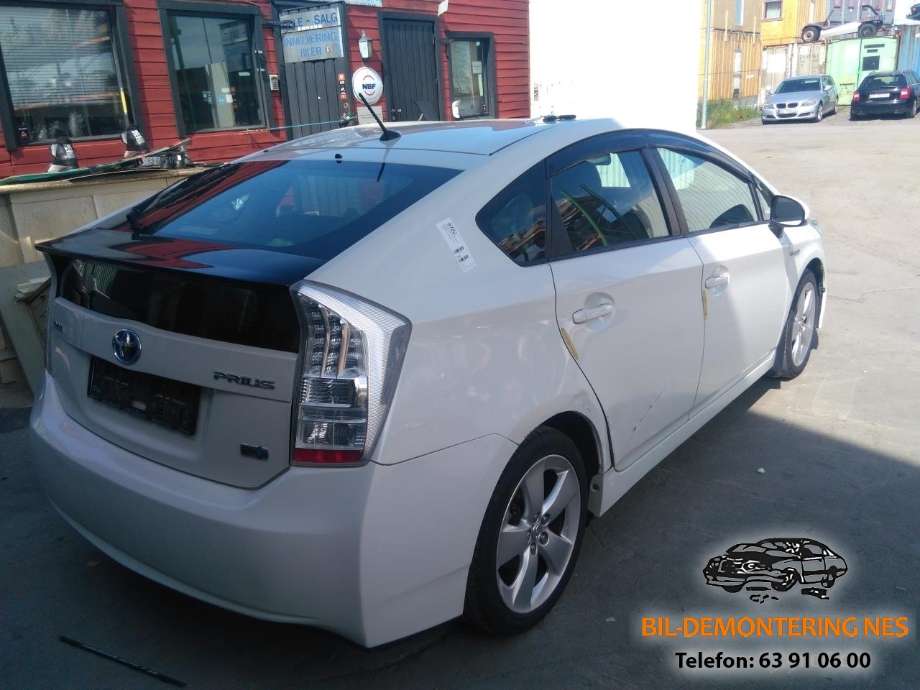 Toyota Prius 2009-2016 (Type III) (COMBI) (COMBI), Motorkode: 2ZR-FXE, Girkassekode: 