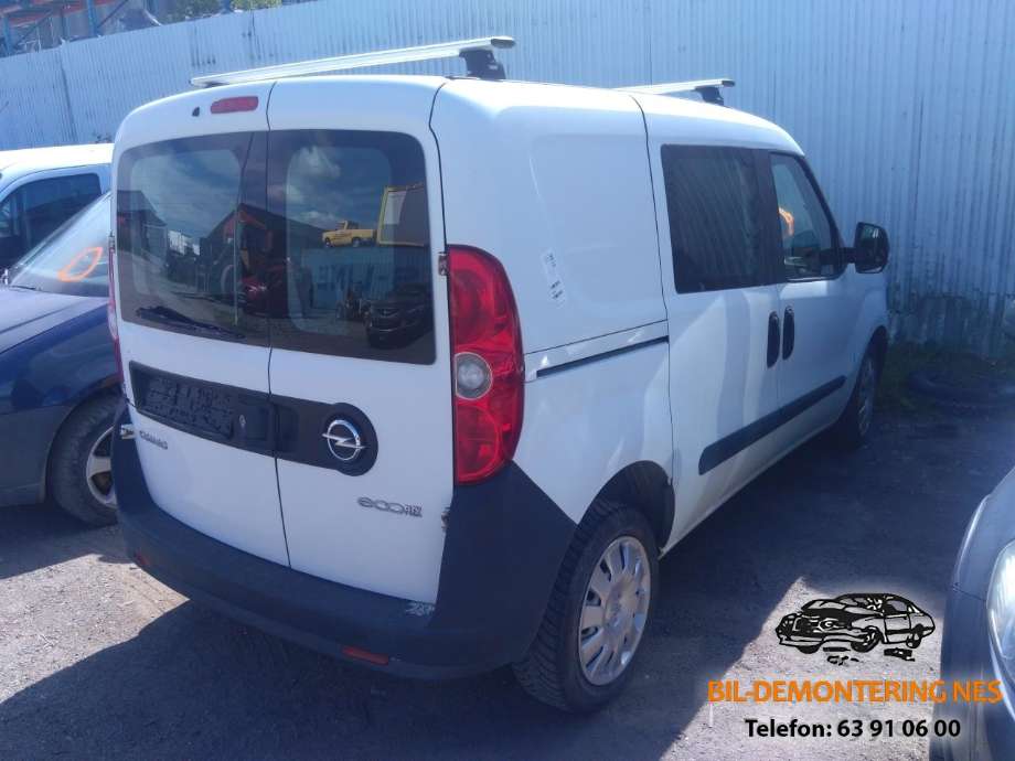 Opel Combo D 2012-2018 , Motorkode: 263A2000 (A13FD), Girkassekode: 