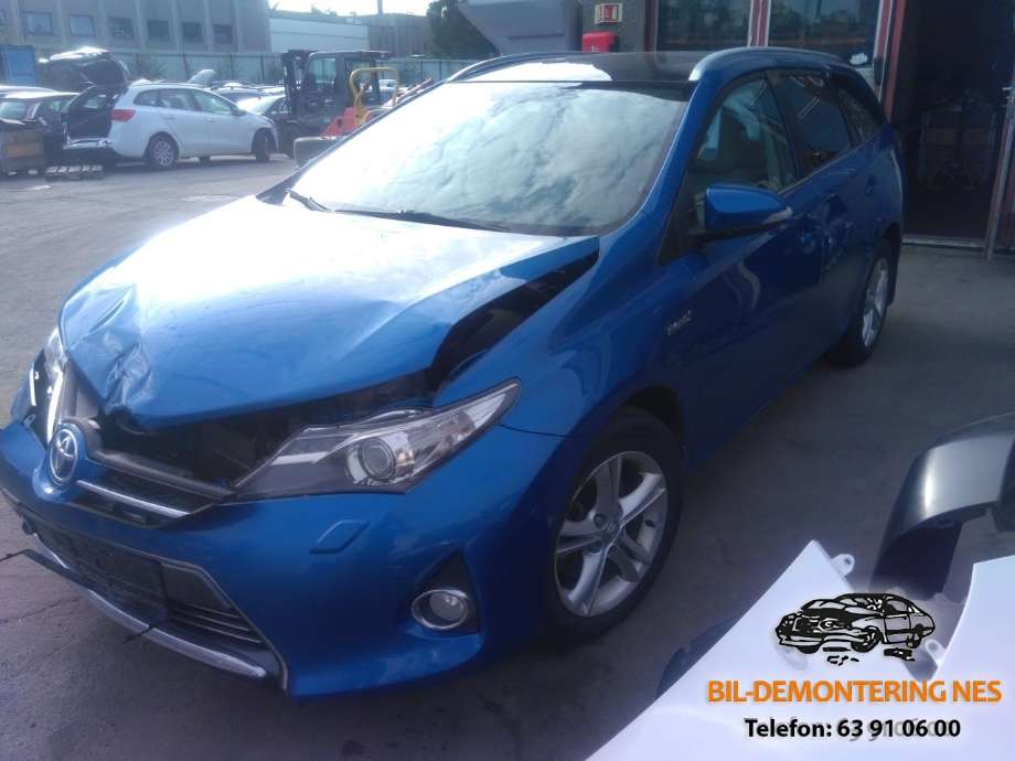Toyota Auris 2013-2015 (Type II, Fase 1) , Motorkode: 2ZR-FXE, Girkassekode: 