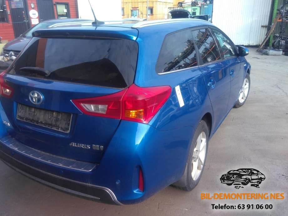 Toyota Auris 2013-2015 (Type II, Fase 1) , Motorkode: 2ZR-FXE, Girkassekode: 