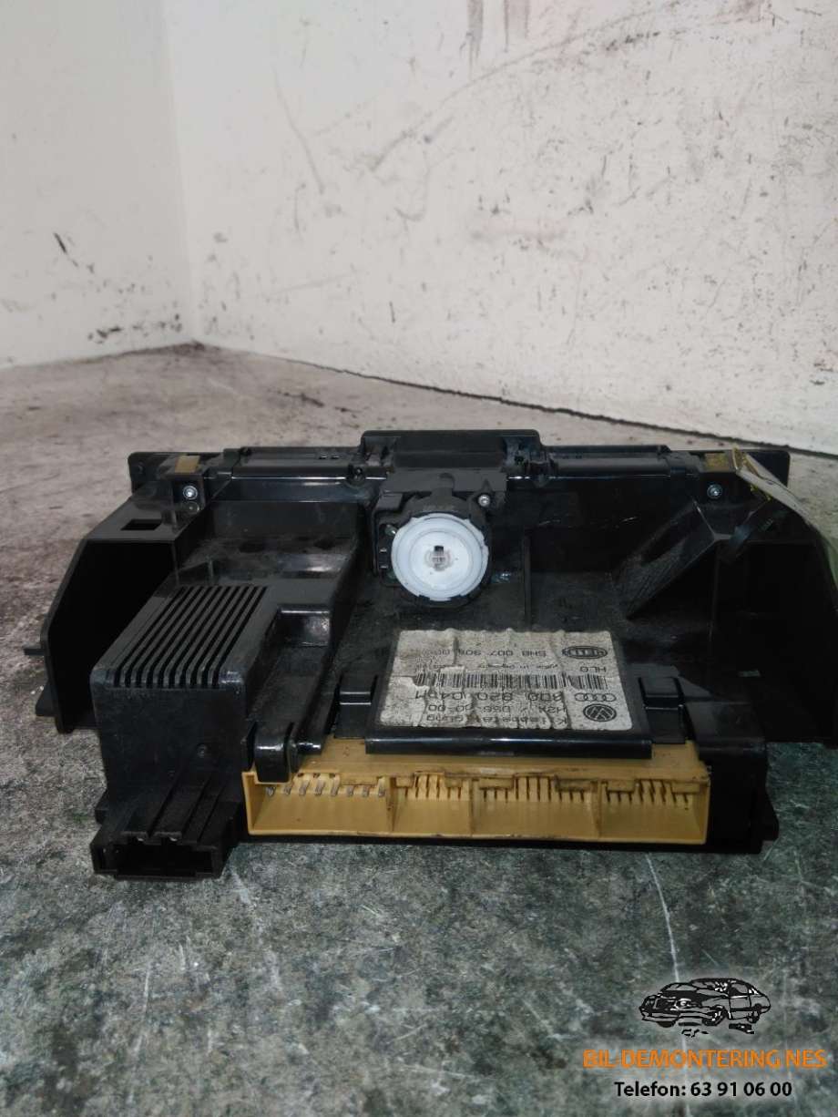 Varmeapparat betjening til Audi A4 1999-2001 (Type I, Fase 2) (B5) (B5) (HELLA|5HB00790805|)