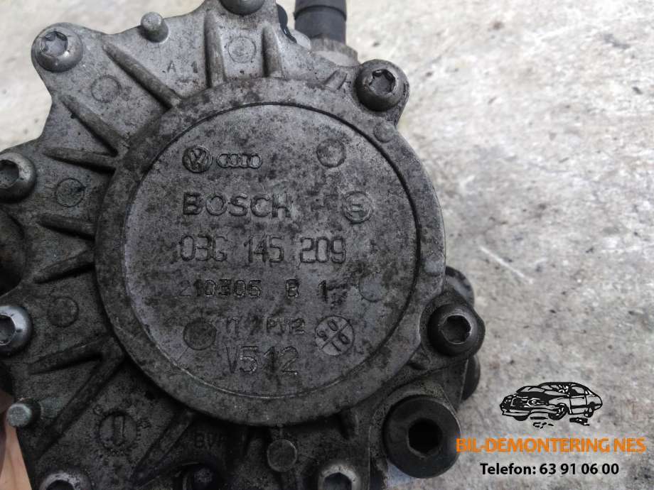 Vakuumpumpe til VW Touran 2003-2006 (Type I, Fase 1)  (BOSCH|03G145209|)