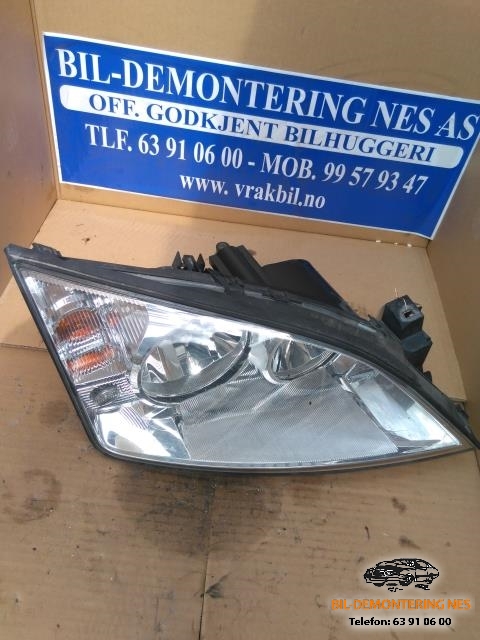 Frontlykt høyre halogen til Ford Mondeo, 2001-2007 (Type III)  (AL|)