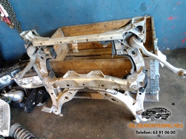 Travers foran hoved til BMW 5-Serie, 2010-2017 (F10/F11) (F10/F11) 