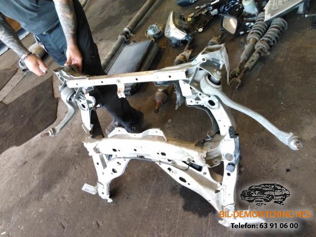 Travers foran hoved til BMW 5-Serie 2010-2017 (F10/F11) (F10/F11) 
