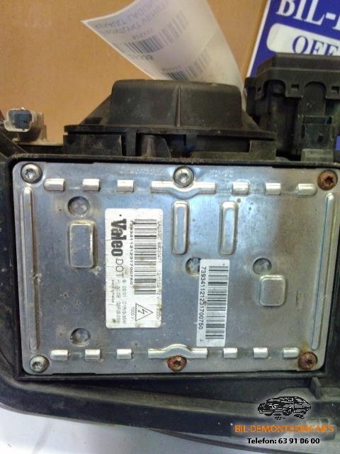 Frontlykt venstre xenon til Renault Laguna 2001-2005 (Type II, Fase 1) (VALEO|8200163323|)