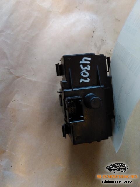 Bryter lys til BMW 1-Serie 2004-2011 (E81/E82/E87/E88) (E81/E82/E87/E88) (693279604|)