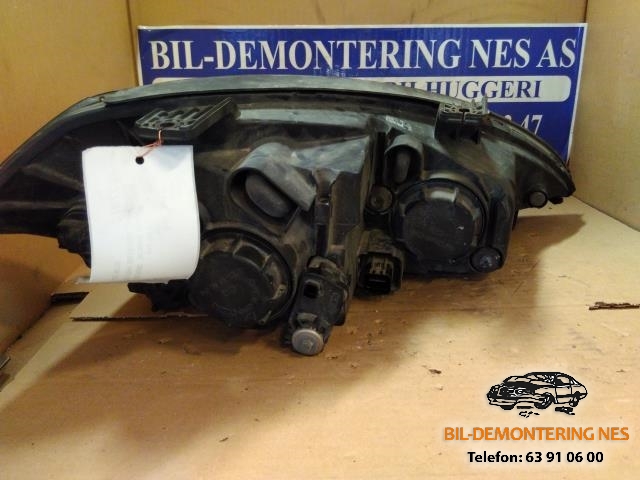 Frontlykt venstre halogen til SsangYong Kyron 2006-2008