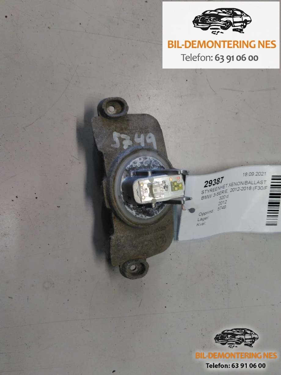 Styreenhet xenon/ballast til BMW 3-Serie, 2012-2018 (F30/F31/F34) (F30/F31/F34) (7213114000)