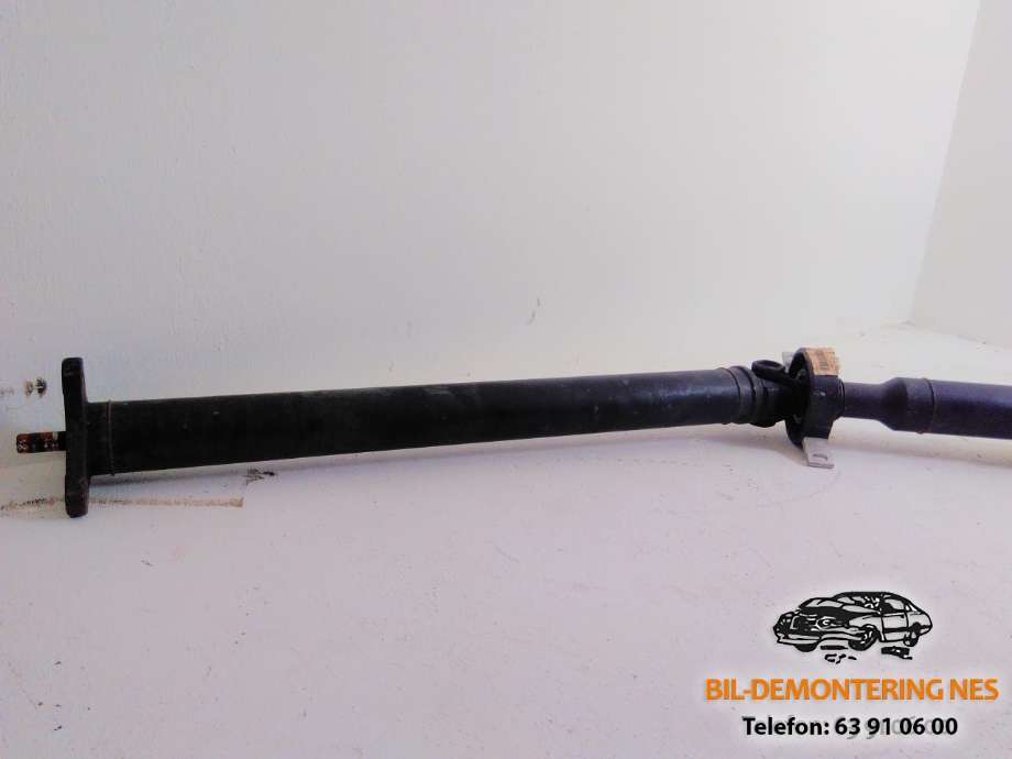 Mellomaksel til BMW 3-Serie 2012-2018 (F30/F31/F34) (F30/F31/F34) (760018404|)