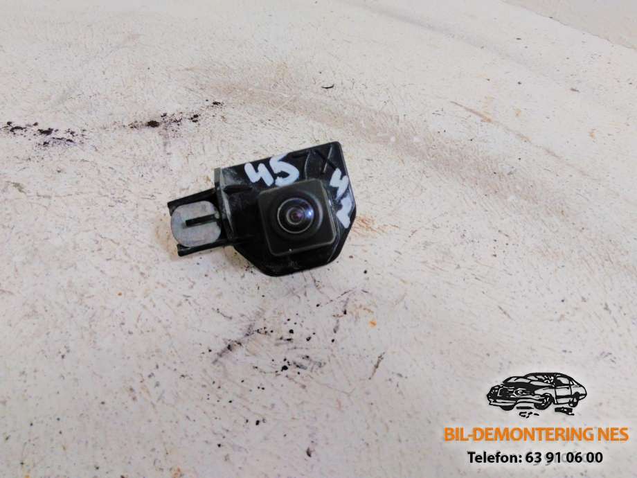 Parkeringskamera bak til Toyota Yaris, 2014-2020 (Type III, Fase 2)  (867900D060)